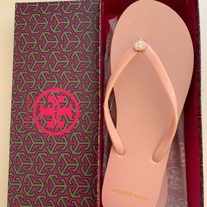 BRAND NEW IN BOX Tory Burch flip flops